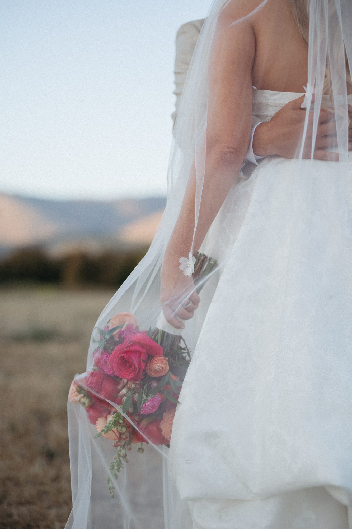 Retro Dana Powers Wedding, Funky Vibes, Barn Wedding, Dana Powers House Wedding