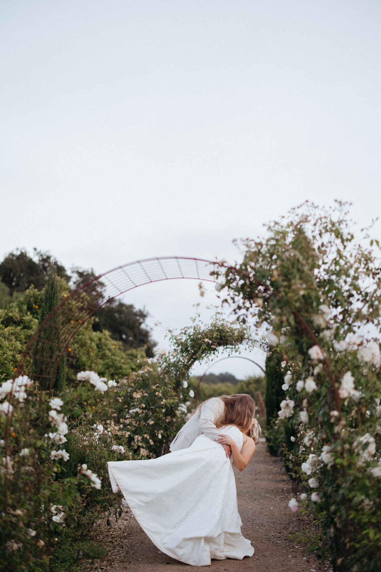 Retro Dana Powers Wedding, Funky Vibes, Barn Wedding, Dana Powers House Wedding