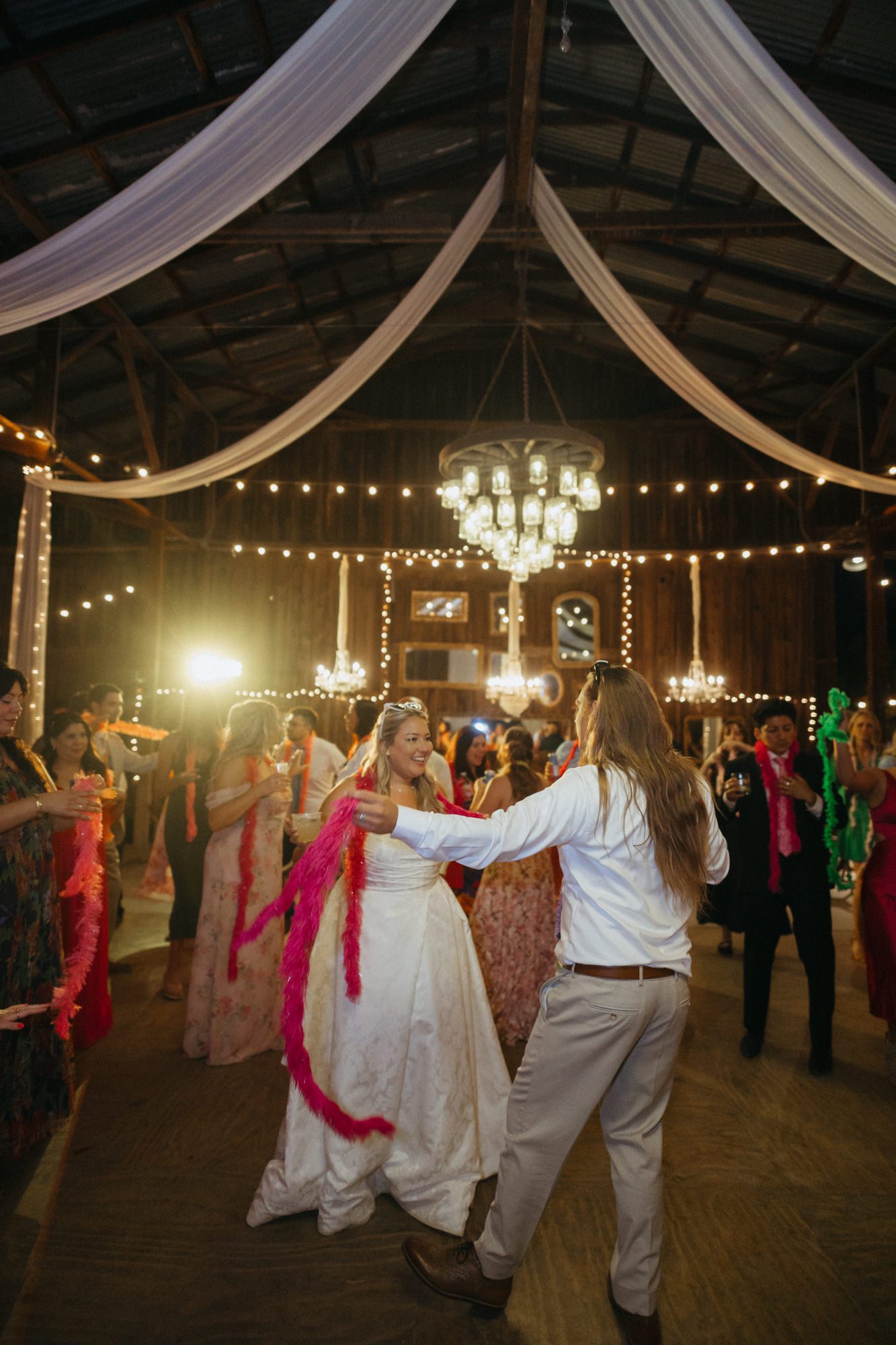 Retro Dana Powers Wedding, Funky Vibes, Barn Wedding, Dana Powers House Wedding